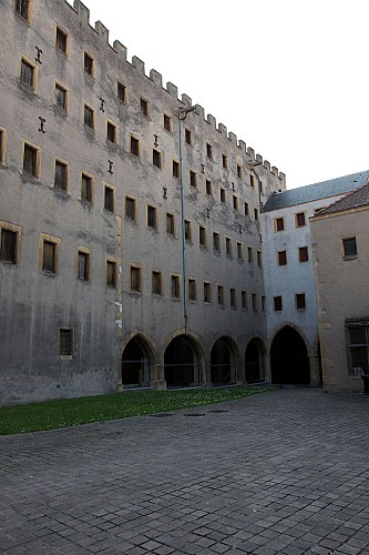 Architecture civile médiévale en centre-ville de Metz
