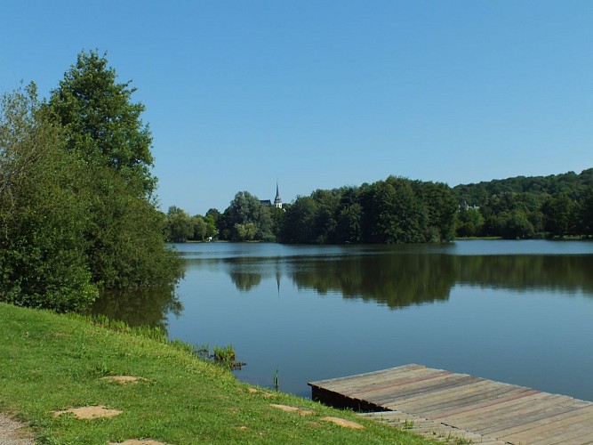 Toucy_la base de loisirs