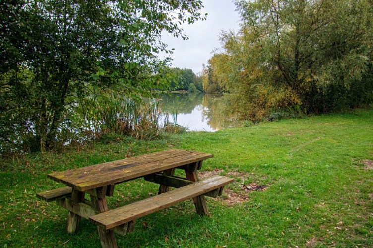 m-table-visorando-327120