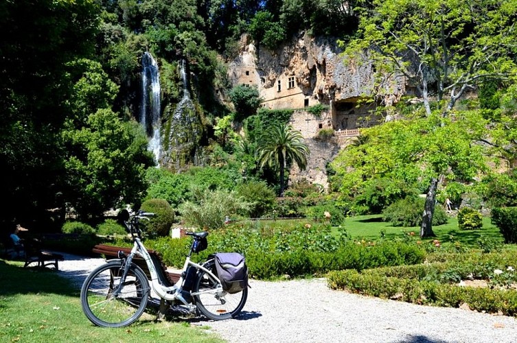 Cascade de Villecroze