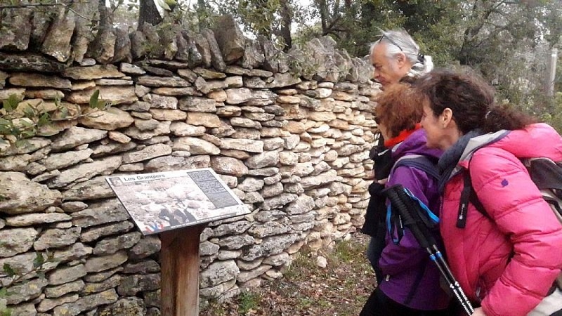 Sur le Sentier de Mémoire du Maquis de Gordes