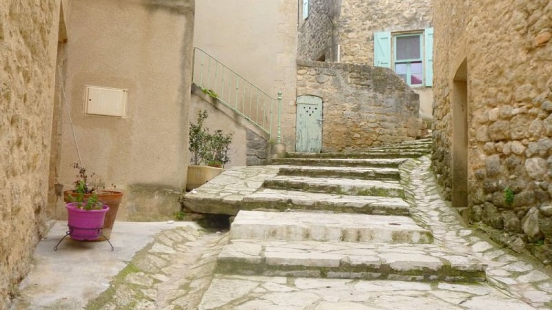 Rue caladée de Grambois