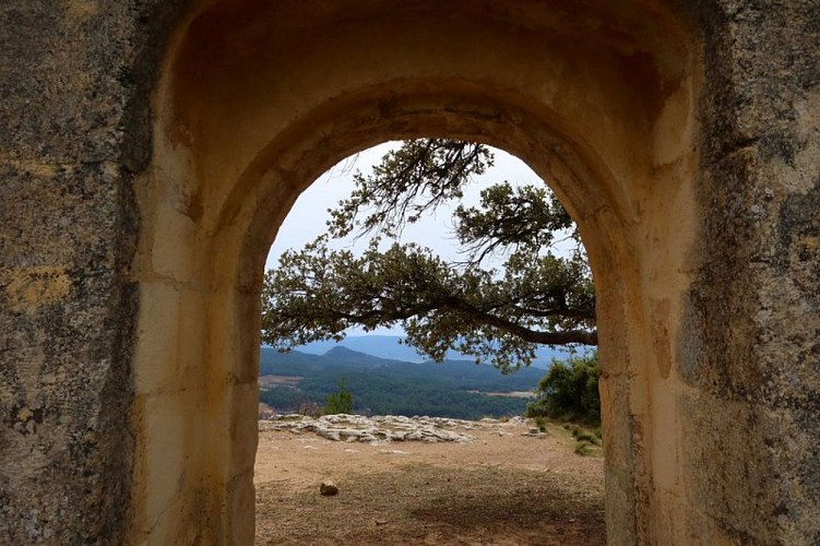 Porte de la chapelle Saint-Julien