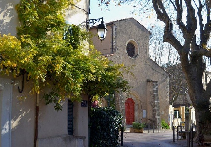 Ruelles et église de la Transfiguration