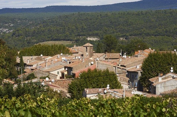 Le village de Pourcieux