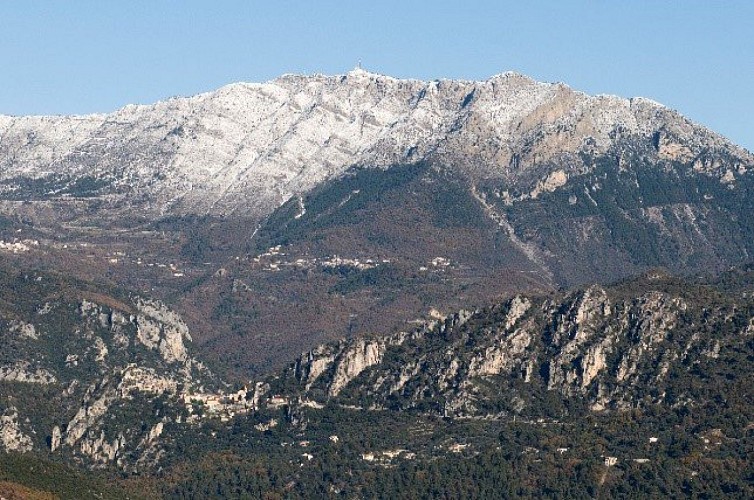 Le Mont-Vial depuis la vallée du Var