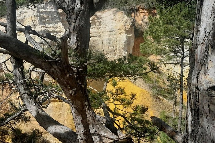 Affleurements d'ocres