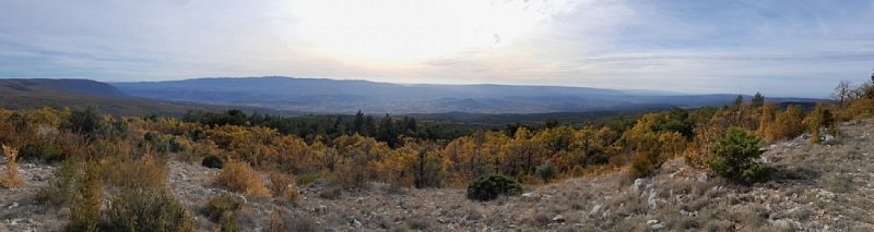 Vue vers le sud depuis le Cluyer
