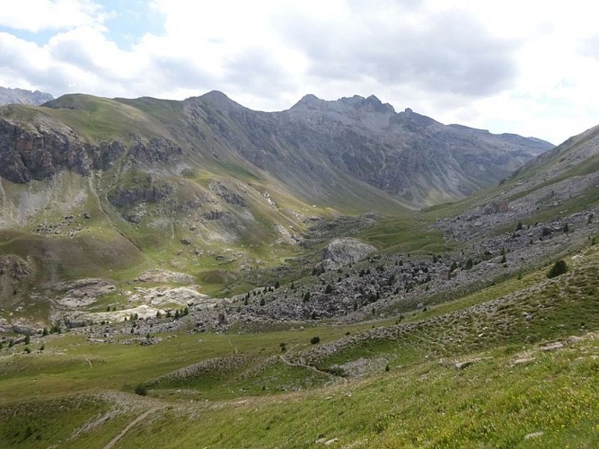 Au fond du vallon, la Font Sancte