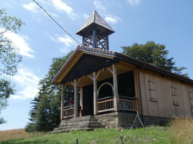 Itinerant hiking : From Crêts to Combes_Lélex