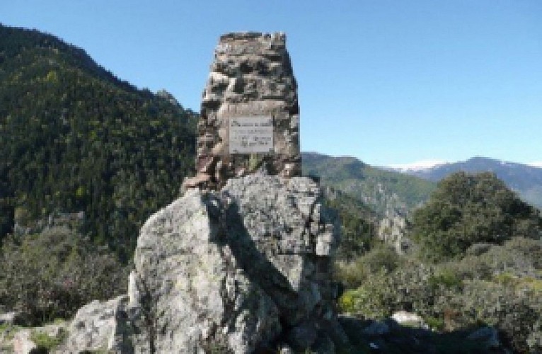 Le monument "Henri Barbusse"