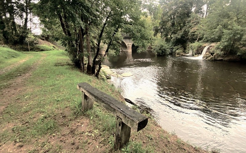 LA FORGE D'ANS-Boucle de Grattelouve-Rivière