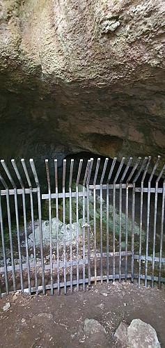 Balade - Réserve Naturelle de la grotte de Hautecourt