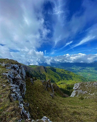 Running trail: Climb of the Grand Colombier from Munet