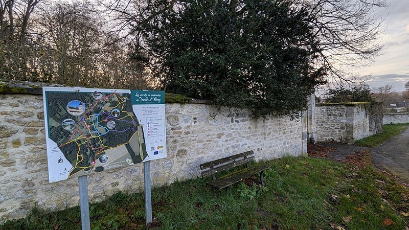 Vue panneaux village