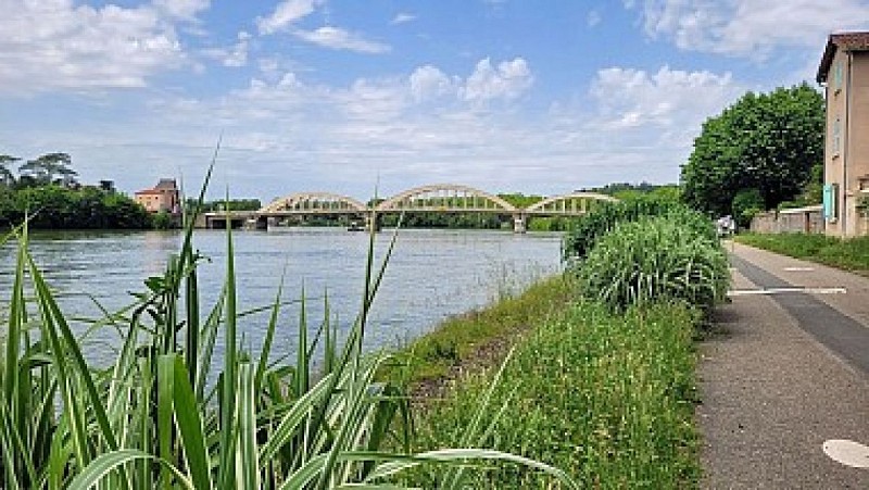 Pont de Neuville