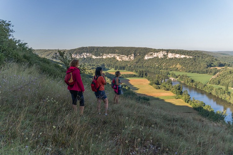 Randonnée du Rocher Pointu à Saint-Géry