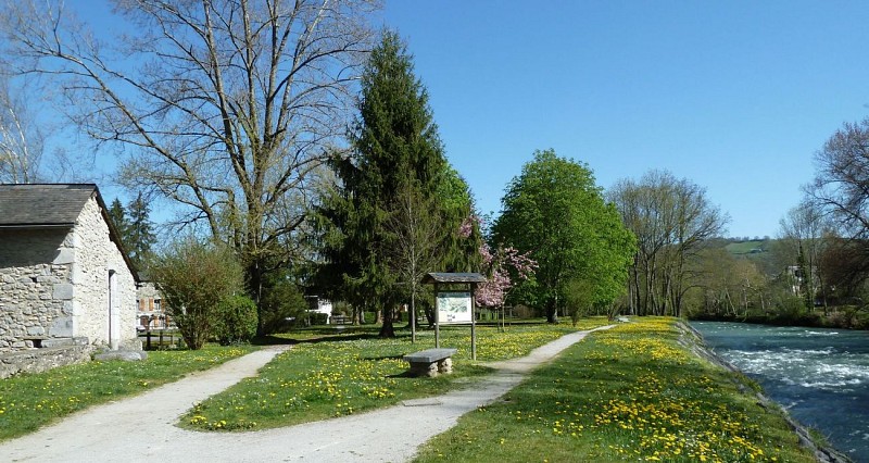 Au bord du gave d'ossau