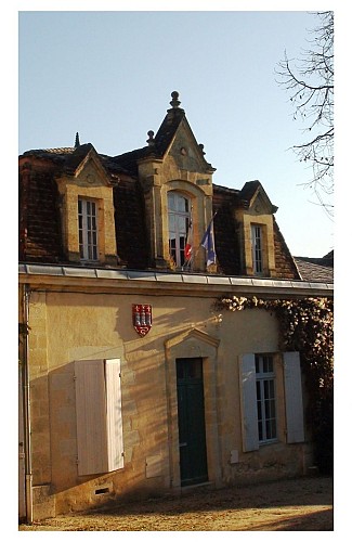 castelmoron-albret-mairie-1