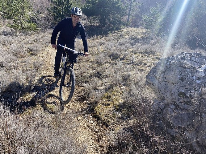 Aux alentours d'Eourres