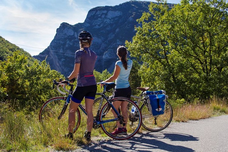 Route qui mène à Entrepierres