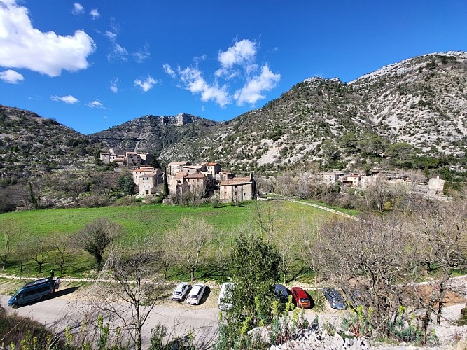 Hameau vu depuis la Vierge