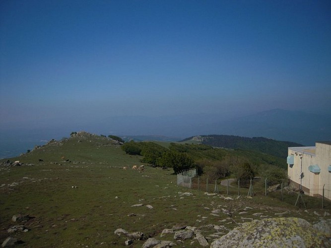 De Laroque au Pic Néoulous et au Col de l'Ouillat