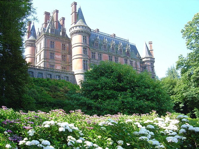 St Goazec - Le chemin de Trévarez