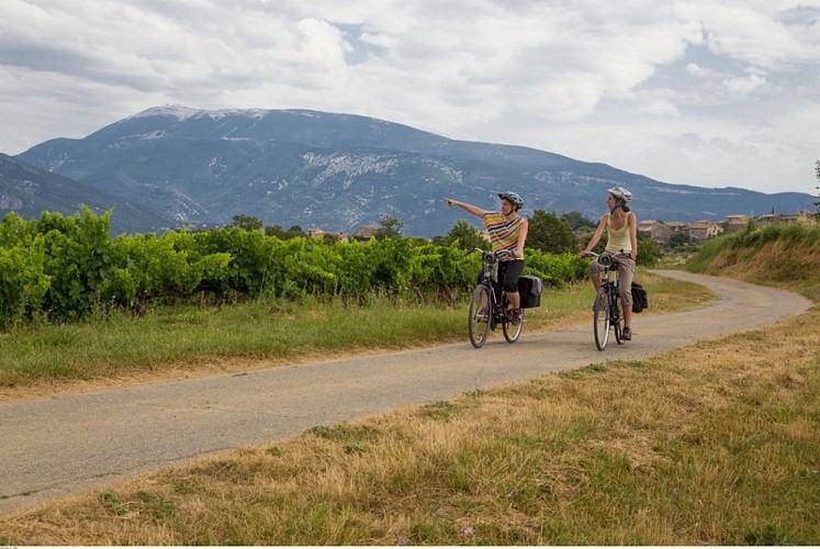 VAISON-LA-ROMAINE  - Les villages Médiévaux à vélo