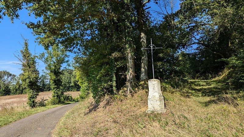 Ancien calvaire de Courtecon