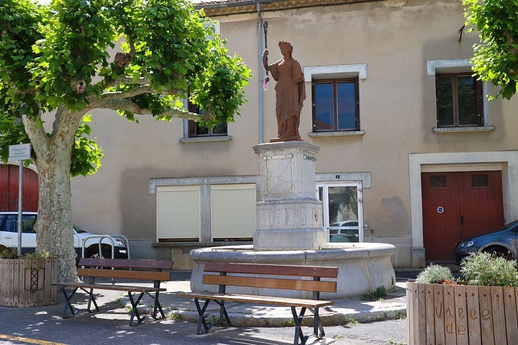 13 / Moussan : l'écluse de Moussoulens