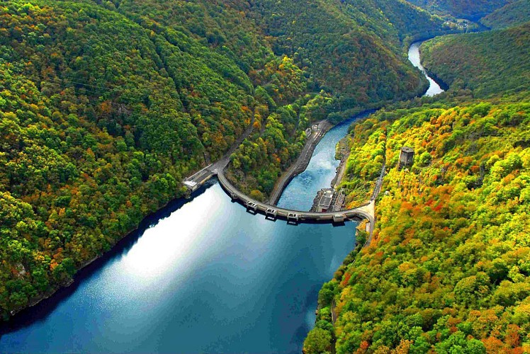 Lac de Chastang (700 ha)