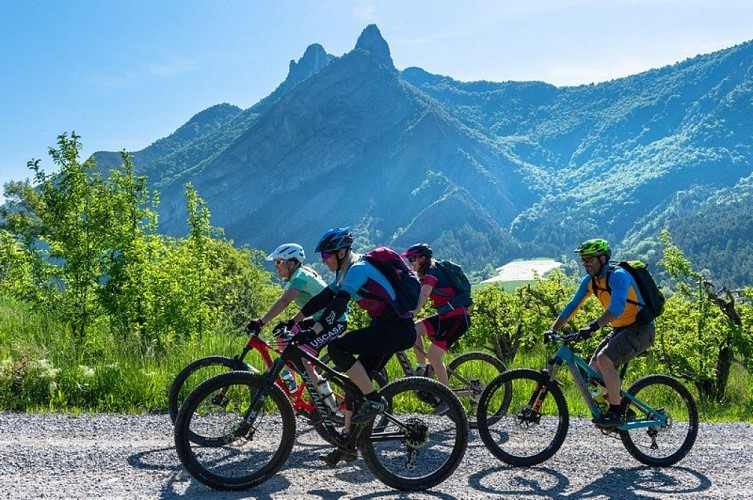 Les Hautes Terres de Provence à VTT