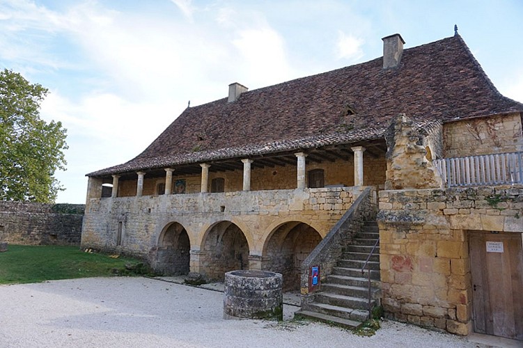 st-avit-senieur-presbytere