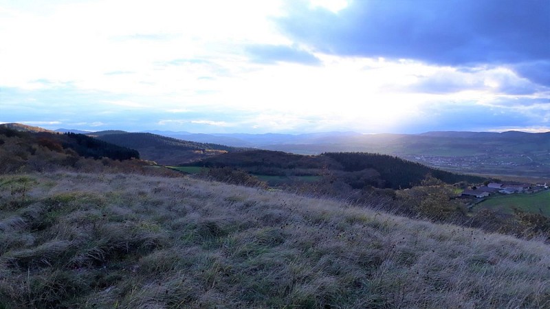 donzy-le-pertuis-paysage-r.joseph-cluny-sud-bourgogne