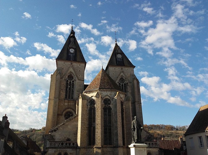 Église Saint-Pierre de Varzy__©L.Marlot OTCHN