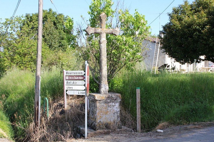 Croix Saint-Quentin-de-Caplong