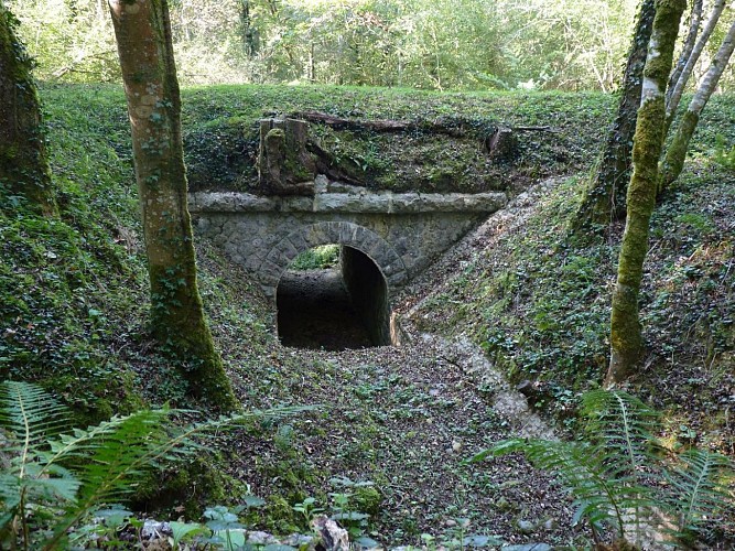 chemin de la ligne lembeye pont 2
