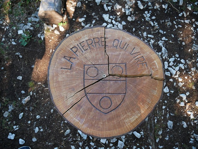 La Pierre qui Vire