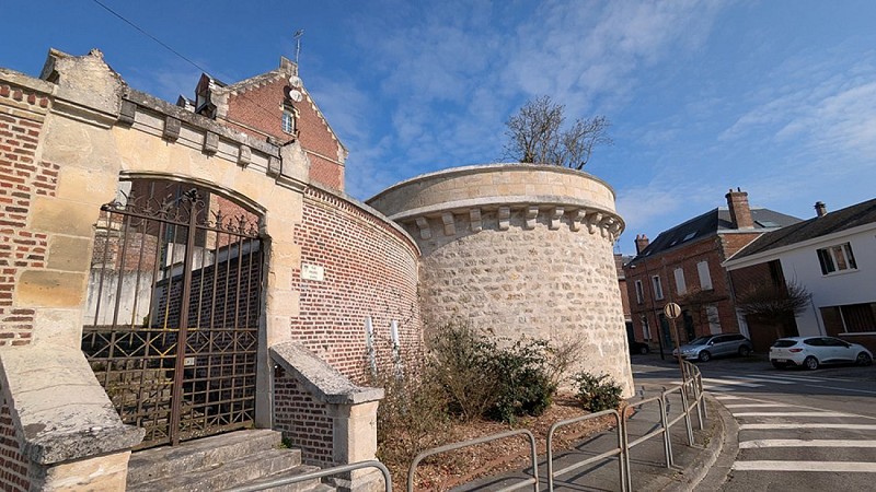 Tour avenue de la République