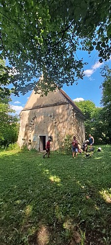 Chapelle de St-Hilaire-des-Noyers