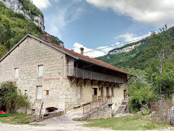 Sentier "au fil de l'eau" (version longue)