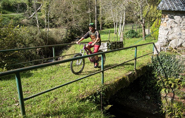 VTT N°35 - Tour de Bugala