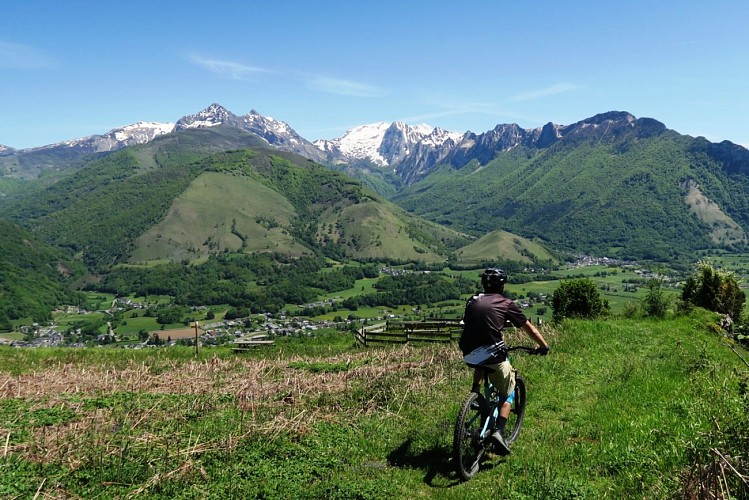 VTT N°35 - Tour de Bugala