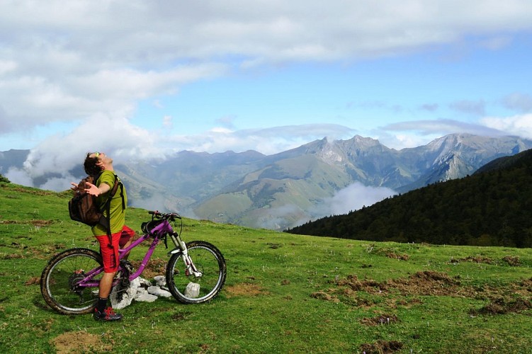 VTT N°44 - Cabane d'Ichéus