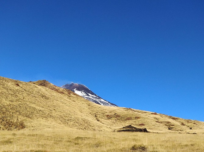 Etna Schiena dell'asino - Grotta di Pitagora - Lapide Malerba