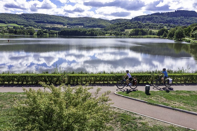 Autun plan d'eau du Vallon