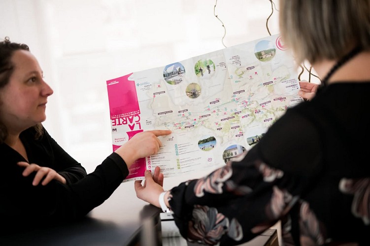 Randonnée pédestre autour de l'église de Vermelle