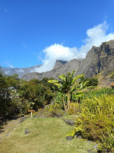 De La Nouvelle Ã  Cayenne, par le Bronchard, Roche Plate, Roche AncrÃ©e
