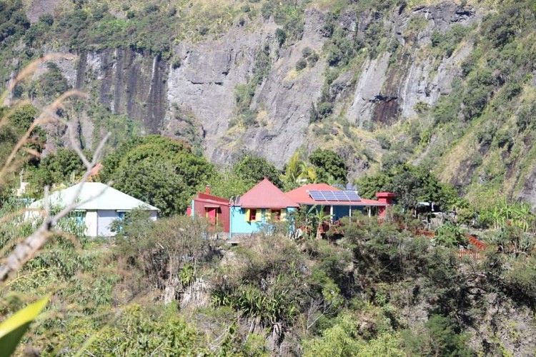 De La Nouvelle Ã  Cayenne, par le Bronchard, Roche Plate, Roche AncrÃ©e